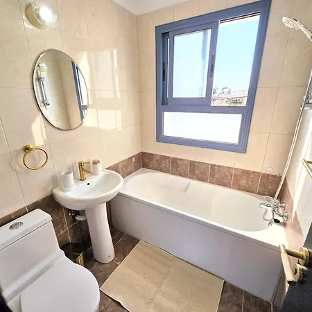 Appartement Fully Equipped One Bedroom With Pool Paphos