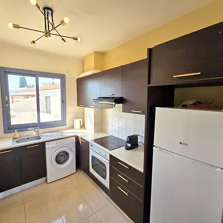 Fully Equipped One Bedroom With Pool * Пафос