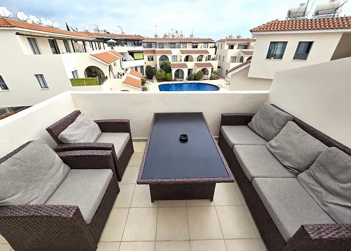 Fully Equipped One Bedroom With Pool